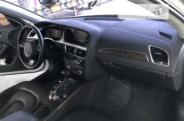 Седан Audi A4 2015 в Одессе