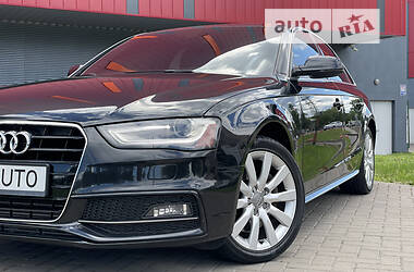 Седан Audi A4 2014 в 