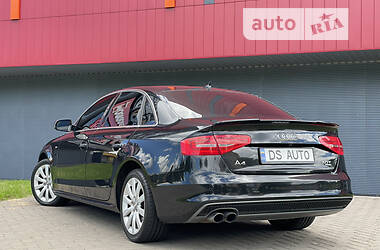 Седан Audi A4 2014 в 