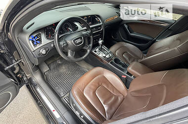 Седан Audi A4 2014 в 