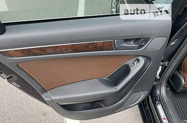 Седан Audi A4 2014 в 