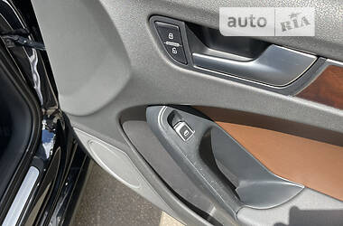 Седан Audi A4 2014 в 