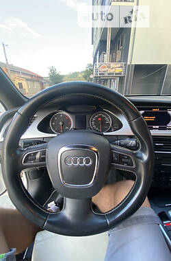 Универсал Audi A4 2011 в Залещиках