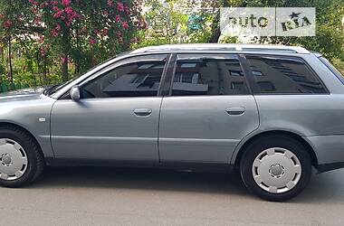 Универсал Audi A4 2001 в Долине