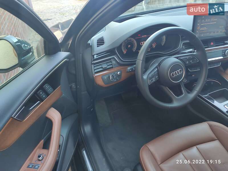 Універсал Audi A4 2019 в Києві
