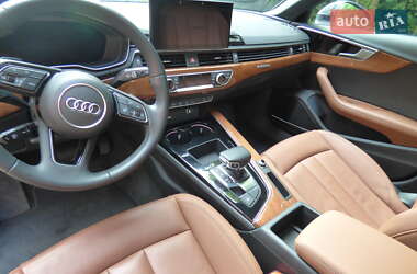 Универсал Audi A4 2019 в 
