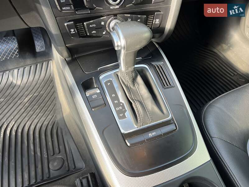 Седан Audi A4 2014 в Одессе