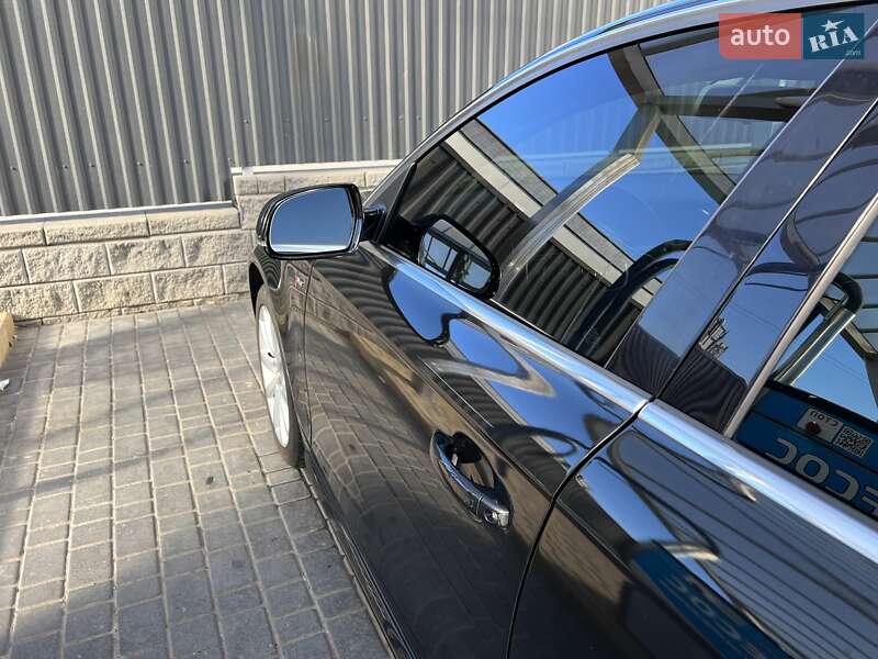 Седан Audi A4 2014 в Одессе