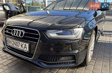 Седан Audi A4 2014 в 