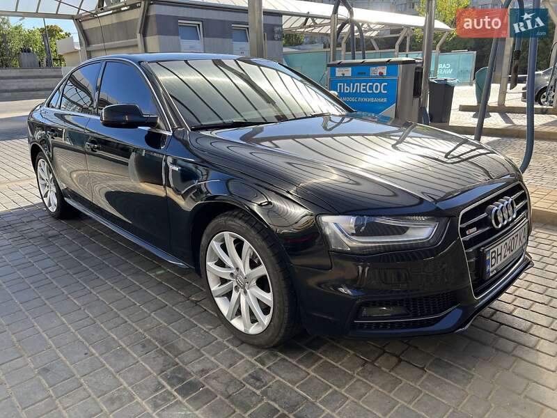 Седан Audi A4 2014 в Одессе