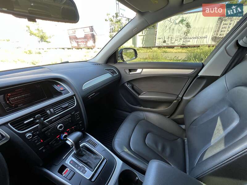 Седан Audi A4 2014 в Одессе