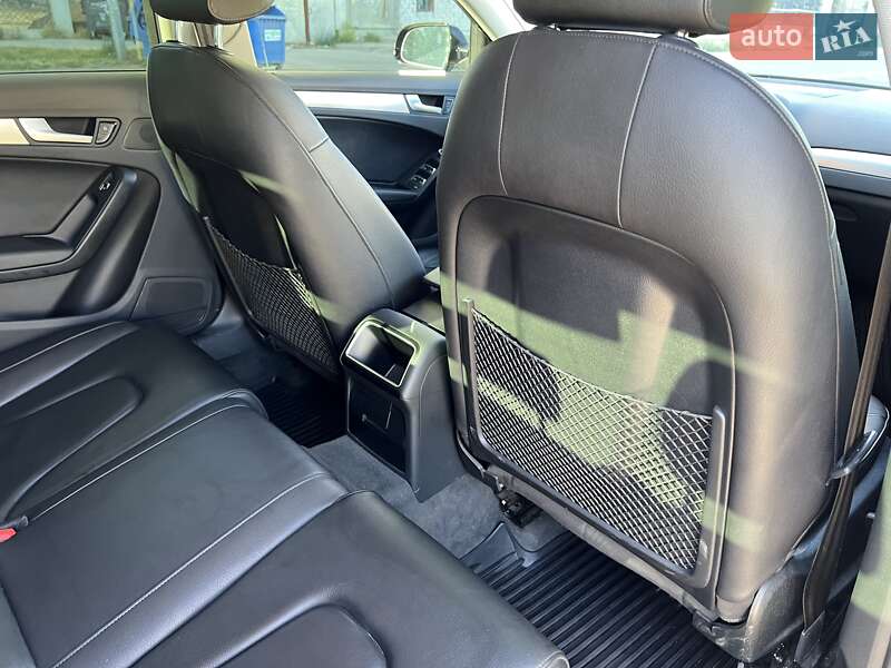 Седан Audi A4 2014 в Одессе