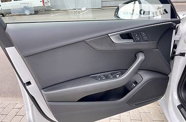 Седан Audi A4 2019 в 