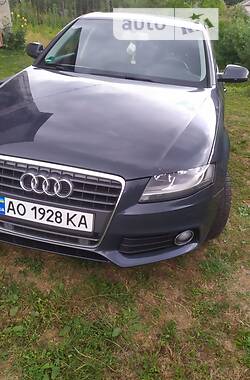 Седан Audi A4 2009 в Сваляве