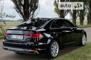 Седан Audi A4 2019 в 