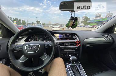 Седан Audi A4 2014 в Києві