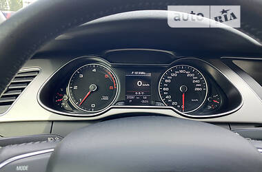 Седан Audi A4 2014 в Києві