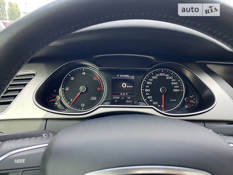 Седан Audi A4 2014 в Києві