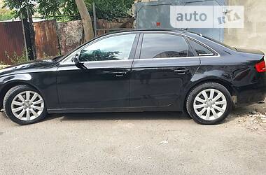 Седан Audi A4 2011 в Одессе