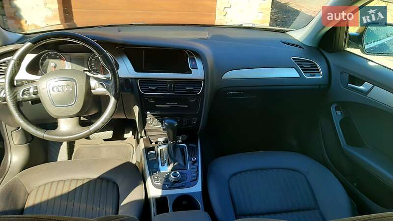 Універсал Audi A4 2009 в Вараші