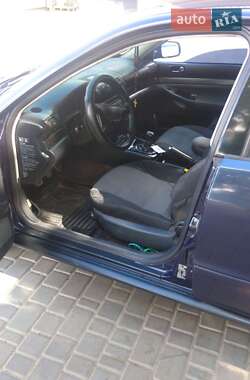 Седан Audi A4 1997 в 