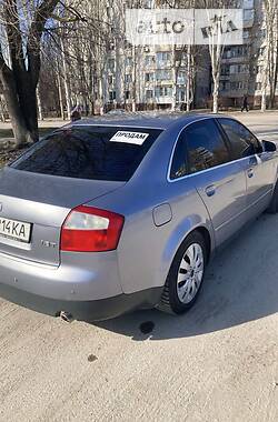 Седан Audi A4 2004 в Запорожье