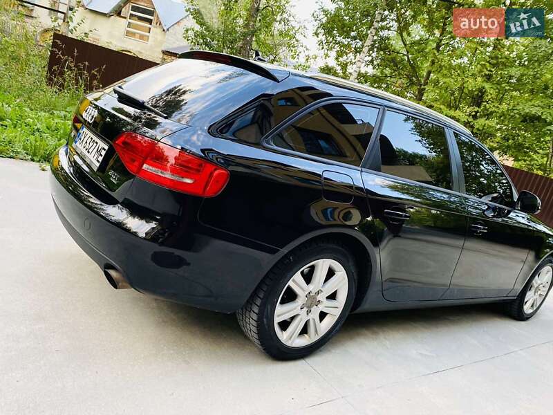 Универсал Audi A4 2009 в Ивано-Франковске