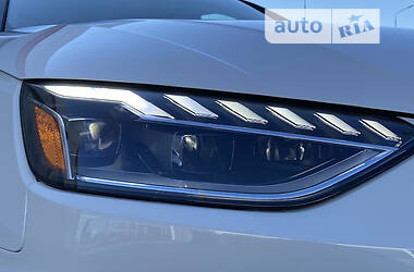 Седан Audi A4 2020 в 