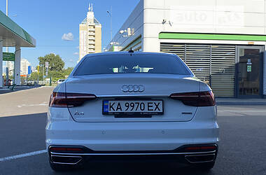Седан Audi A4 2020 в 