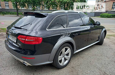 Универсал Audi A4 2012 в Киеве