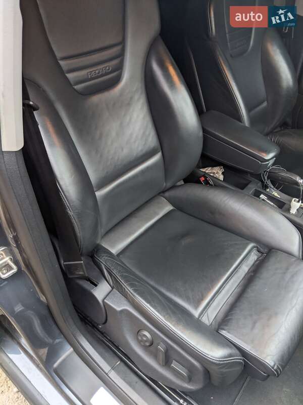 Седан Audi A4 2005 в Чернівцях