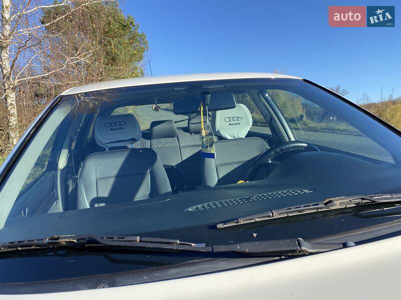 Универсал Audi A4 1997 в Львове