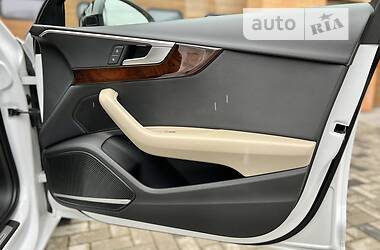 Седан Audi A4 2017 в 