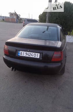 Седан Audi A4 1995 в Білій Церкві