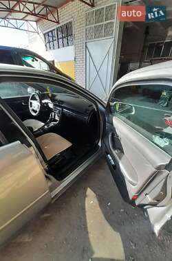 Седан Audi A4 2001 в Кременчуге