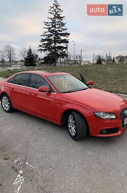 Седан Audi A4 2012 в 