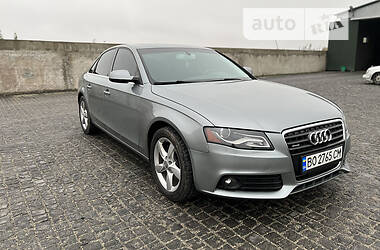 Седан Audi A4 2011 в Кременце