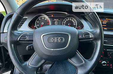 Седан Audi A4 2014 в Стрые