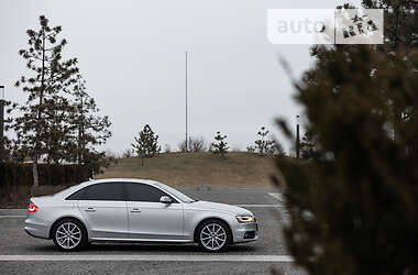 Седан Audi A4 2014 в Днепре