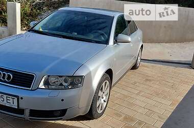 Седан Audi A4 2000 в Нетешине