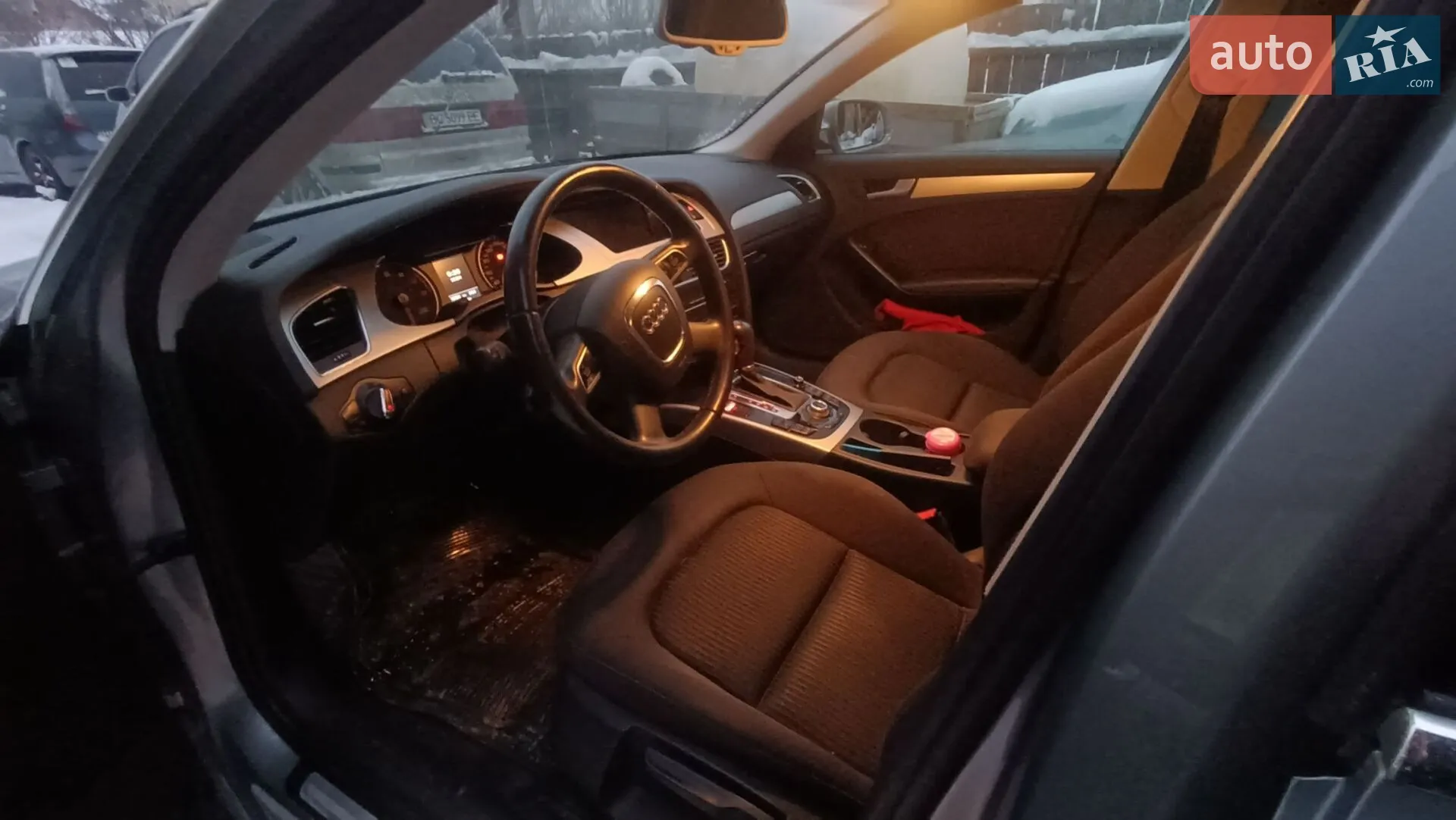 2010 Audi A4 - мініатюра 14