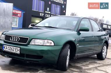 Седан Audi A4 1996 в Києві