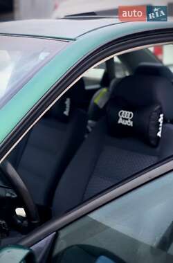 Седан Audi A4 1996 в Києві