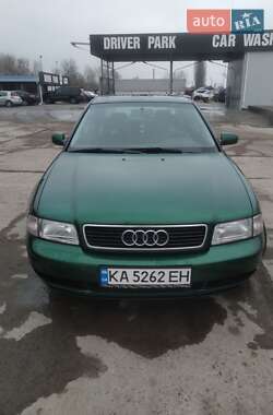 Седан Audi A4 1996 в Києві