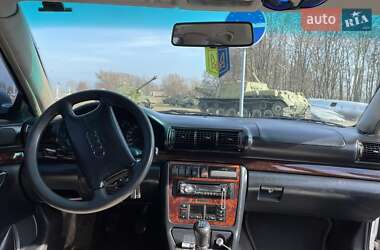Седан Audi A4 1996 в Переяславе