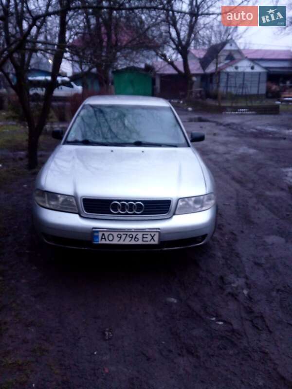 Седан Audi A4 1995 в Ужгороді фото 7 Седан Audi A4 1995 в Ужгороді