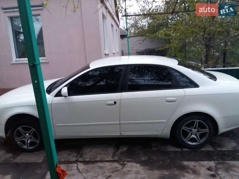 Седан Audi A4 2005 в Верхнеднепровске
