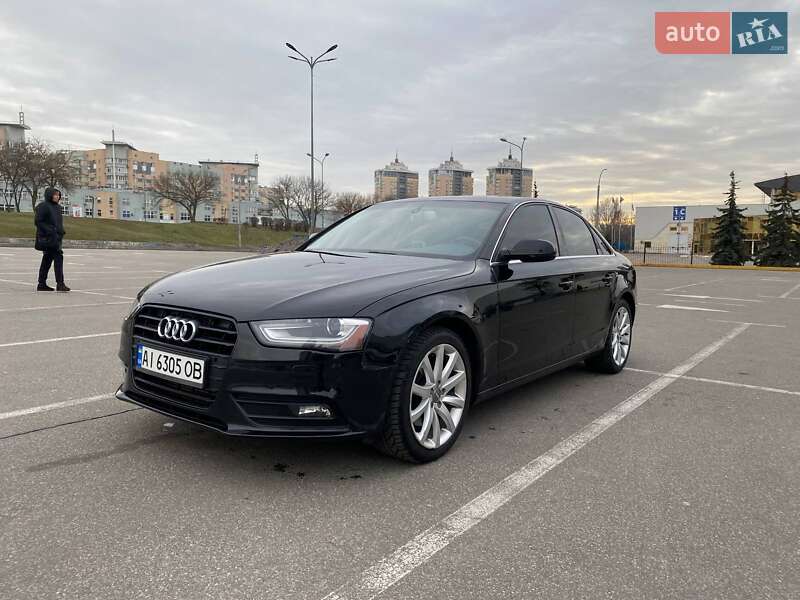 Седан Audi A4 2012 в Киеве