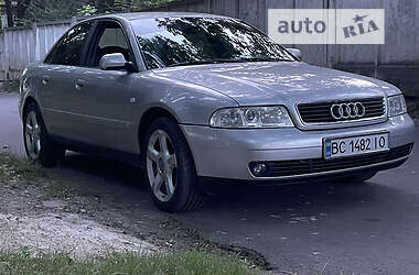 Седан Audi A4 1999 в Сокалі
