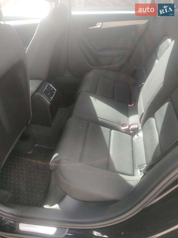 Універсал Audi A4 2013 в Самборі